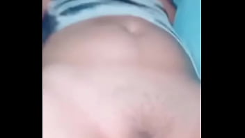 Masikip Na Asawa Ni Pinoy, Sinubukan Ni Angie Galindo Ang Kanyang Malaking Kamay