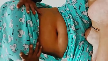 Nisha Gurgain Nagpakita Ng Sarap Habang Hinahagod Ang Kanyang Basang Puke Sa Viral Na Desi Mms