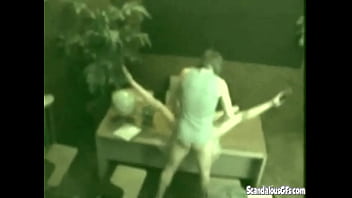 Masikip Na Office Slut Nagpakalat Ng Hita Para Sa Titi