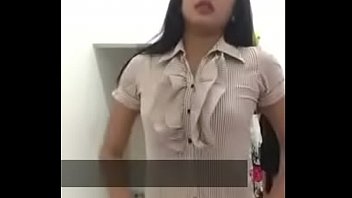 Masiglang Asian Teen Basang-basa Ang Kanyang Puke – Sitestream.pw -30min