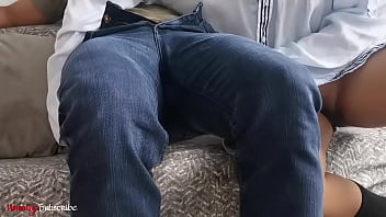 Nahuli Ko Siya Nagjajakol Tapos Nagkatapos Sa Mainit Na Blowjob