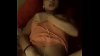 Nag-sarili Si Ate