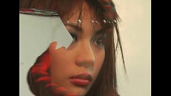 Mga Lihim Ng Gubat: Pinay Pinups – Eksena 2 – Unang Bidyo