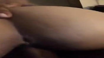 Masikip Na Filipina Sa Matigas Na Itim Na Tite