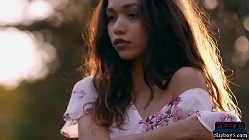 Sekretong Hubad Na Photoshoot Ng Petite Pinay Model Sa Labas