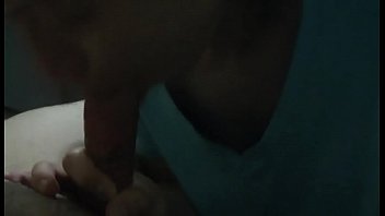 Tinitikman Ni Chris, Anak Ng Kaibigan, Ang Sarap Sa Bibig Ko