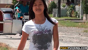 Pinay Nakilala Ang Isang Lalaki At Sinubo Siya